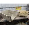 Image 1 : 2 Dog Kennels