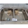 Image 2 : Stainless Kitchen Sink & 3/4" Braided Hose