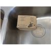 Image 3 : Stainless Kitchen Sink & 3/4" Braided Hose