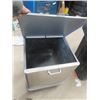 Image 3 : Homer Beer Cooler on Casters 28" x 23" x 18"