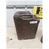 Image 2 : 2 Military Gas Cans