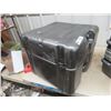 Image 2 : 2 Hard Fitted Shipping Cases Both - 17"x18"x18"