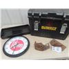 Image 2 : Dewalt Tool Box, Halogen Light, Tow Hooks