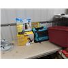 Image 1 : Pet Carrier, Auto Dish, 180 Pet Absorb Padds & Storage Tub