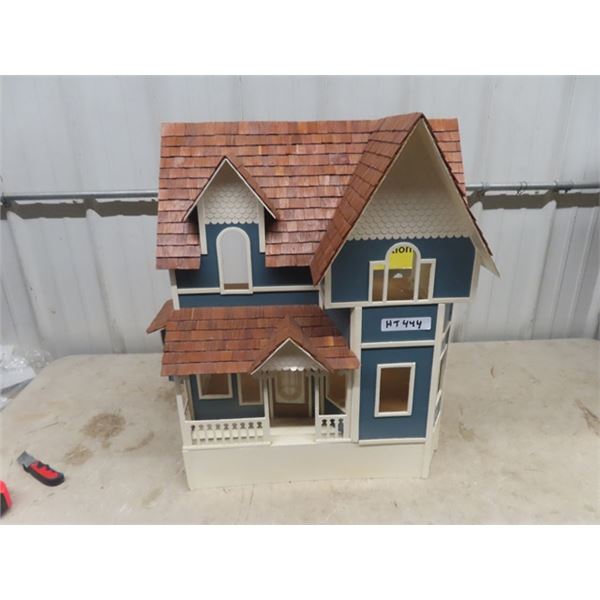 Wooden Doll House 28" x 23" x 15"