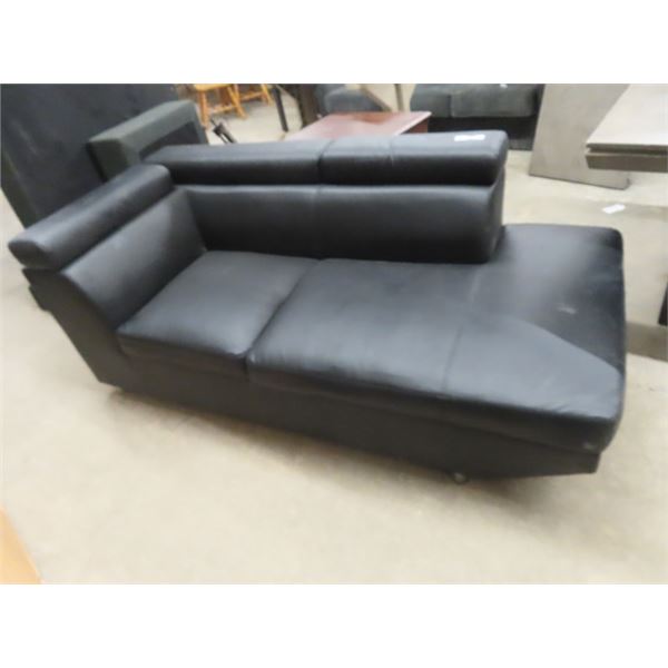 Leather Chase Lounger