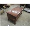 Image 2 : Cedar Chest 19" x 39" X 18"