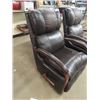 Image 2 : 2 Matching Leather Reclining Chairs