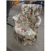 Image 1 : Vintage Style Covered Chair