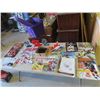 Image 1 : Hockey Magazines, Mini Jersey, Hockey Displays
