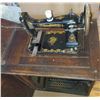 Image 1 : rare early 1900s Charles Raymond sewing machine. Original hardwood cabinet. Works perfectly, unresto
