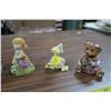 Image 3 : 5 Figurines - Bears, Duck, Girl