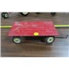 Image 3 : Toy Tractor - International & 2 Wagons