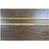 Image 6 : 2 Wooden Yard Stick