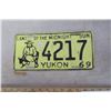 Image 1 : 1969 Yukon license plate Land of the mignight sun