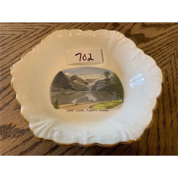 VINTAGE  LAKE LOUISE, ALB ERTA BONE CHINA TRINKET BOWL   COLLINGWOODS 1796