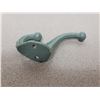 Image 3 : (4) Teal iron hooks