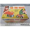 Image 1 : Vintage Press & Go fun fire house in original box