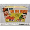 Image 4 : Vintage Press & Go fun fire house in original box