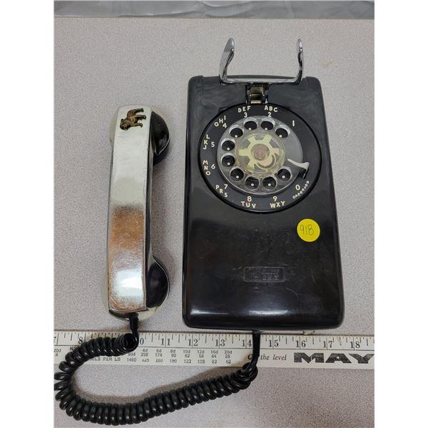 Kellogg wall phone