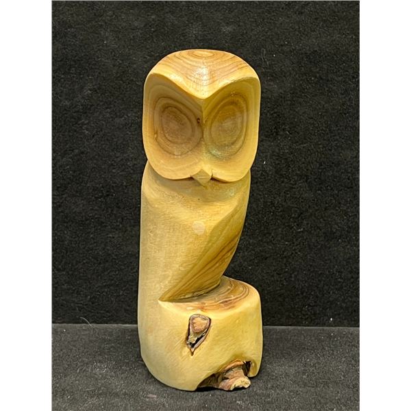 Peterson Owl - Canadian Wood Sculpture Carving (Approx: 4.25"T 2"W)