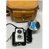 Image 1 : Vintage Brownie Starflex Camera w/Kodalite Midget Flasholder & case
