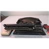 Image 5 : Remington Remette typewriter + NOS ribbons with Remington award card holder
