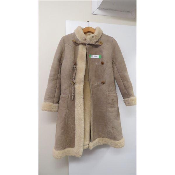 Suede coat - size 12