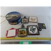 Image 1 : Vintage Potholders in tin