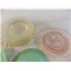 Image 3 : Clear glass plates + jadite plate