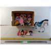 Image 1 : small dolls + clothes with princess horse