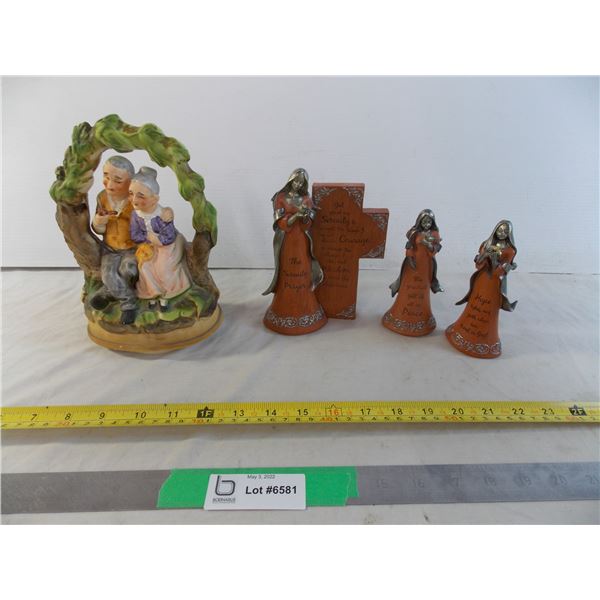 Hope + Peace prayer ornaments + couples music box (rotates while playing music)