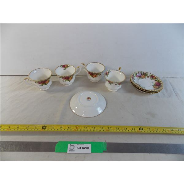 (4) Royal Albert Cup + Saucer sets