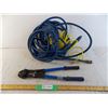 Image 1 : Bolt cutters + air hose, etc
