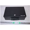 Image 1 : Honeywell cash/security box
