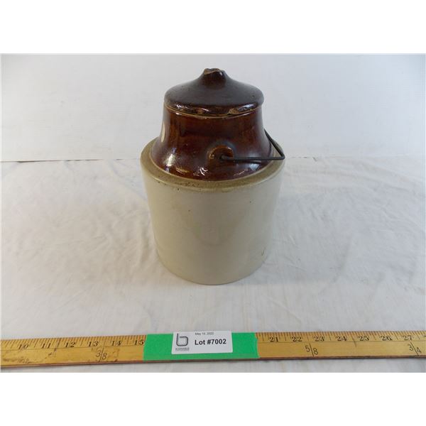 Pickle Crock with lid - 7" diameter - 10" tall