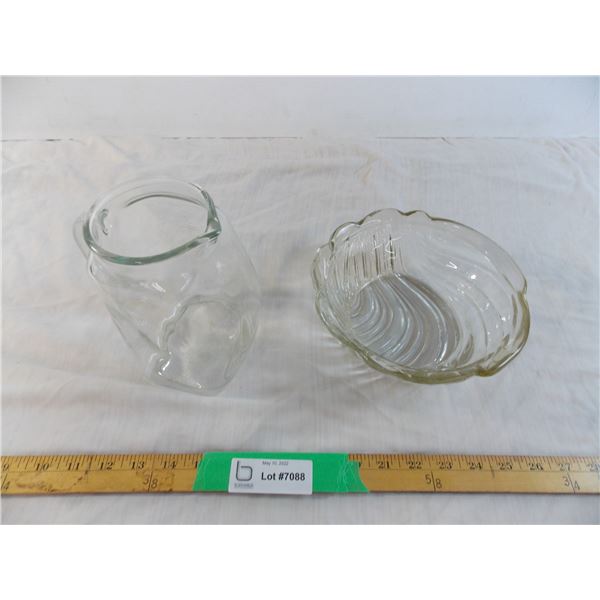 Glass pitcher + Swirl candy dish