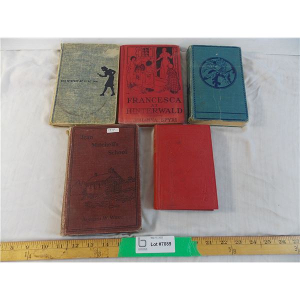 (5) Vintage books 1919-1930 - Jean Mitchells School, Mystery at Lilac inn, Lorna Doone, Francesca @ 