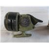 Image 2 : (2) vintage fishing reels - Shakespeare 1700 II + Berkley Spin Casting 300