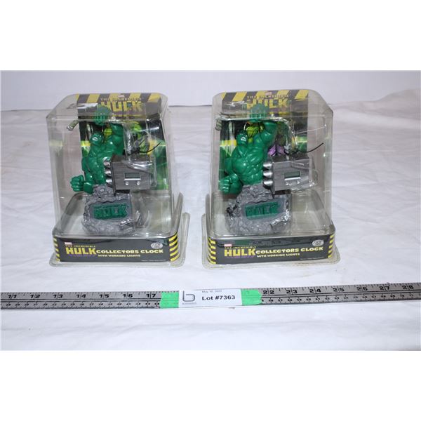 Marvel The Incredible Hulk Collectors Clocks (2)