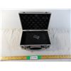 Image 1 : Padded carry case (locking) - 12x8 x 5" deep