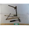 Image 1 : Bottle opener, hammer, wood handle, tire iron