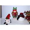 Image 2 : Christmas decor items