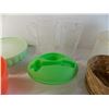 Image 4 : kitchenware, pitchers, plastic bowl