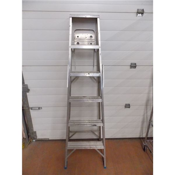 *6 foot step ladder