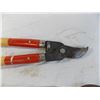 Image 2 : (2) pruning shears