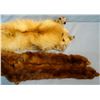 Image 2 : Mink & fox fur stoles