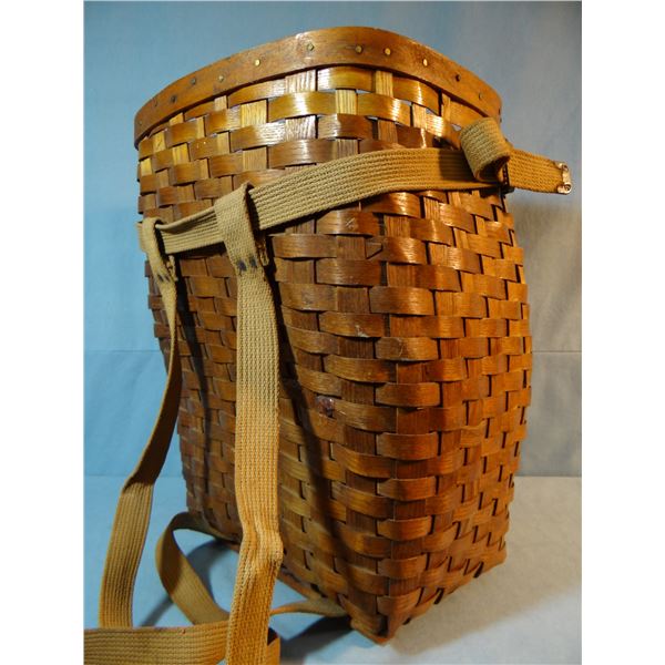 Adirondack woven wood trapper's basket, 17" tall