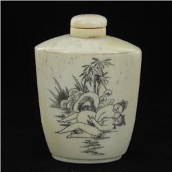 Kamasutra Chinese Bone Snuff Bottle (CLB-538)