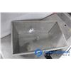 Image 3 : Herb Planters and Serving Tray